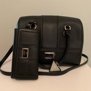 Brand new Guess handbag and matching wallet♥️